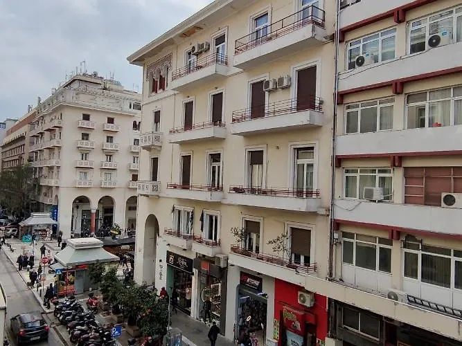 Apartament Modiano *